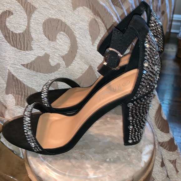 Brand new in box rhinestone heels - Picture 1 of 3